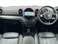 Usado Mini Cooper Countryman Exclusive 134 HP (98 kW) 2022 Vermelho SUV