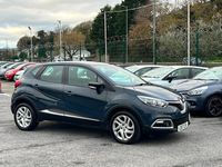 Begagnad Renault Captur Dynamique 90 HK (66 kW) 2017 Blå SUV
