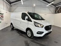 Used Ford Transit Custom Limited 130 HP (95 kW) 2022 White Van