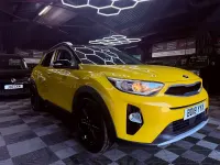 Used Kia Stonic First Edition 2018 Yellow SUV