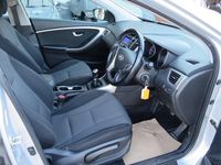 Used Hyundai i30 SE 110 HP (80 kW) 2016 Silver Hatchback