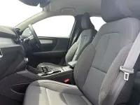 Used Volvo XC40 Momentum 161 HP (118 kW) 2022 Glacier silver SUV