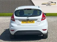 Used Ford Fiesta Zetec 82 HP (60 kW) 2010 White Hatchback