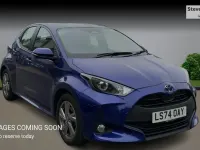 Used Toyota Yaris Hybrid 2024 Blue Hatchback