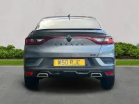 Begagnad Renault Arkana Engineered 142 HK (104 kW) 2023 Grå SUV