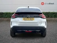 Begagnad Citroën C4 Shine 130 HK (95 kW) 2023 Vit SUV
