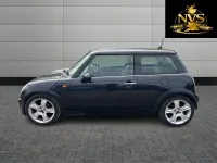 Używany Mini Cooper Hatch 2006 Czarny Hatchback
