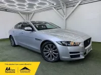 Używany Jaguar XE Prestige 180 KM (132 kW) 2015 Srebrny Sedan/Limuzyna