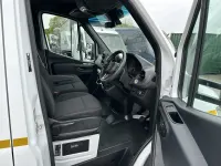 Używany Mercedes Sprinter 150 KM (110 kW) 2023 Biały Van