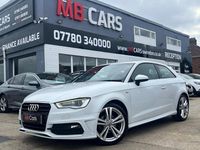 Begagnad Audi A3 S-Line 2013 Vit Halvkombi