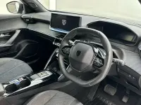 Gebraucht Peugeot 2008 Allure 130 PS (95 kW) 2025 Blau SUV