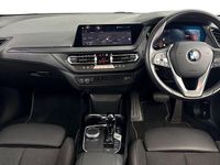 Used BMW 118 Sport Line 134 HP (98 kW) 2022 Blue Hatchback