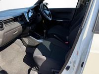 Used Suzuki Ignis SZ-T 83 HP (61 kW) 2023 White pearlescent SUV