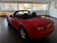 Used Mazda MX5 126 HP (92 kW) 2012 Red Cabriolet