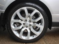 Used Land Rover Range Rover Vogue SE 339 HP (249 kW) 2014 Silver SUV