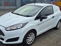Used Ford Fiesta 75 HP (55 kW) 2015 White Van