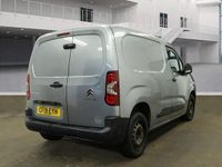 Used Citroën Berlingo Start 100 HP (73 kW) 2019 Grey MPV