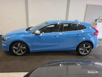 Used Volvo V40 R-Design 122 HP (89 kW) 2016 Blue Hatchback