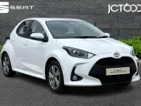 Used Toyota Yaris 113 HP (83 kW) 2025 White Hatchback
