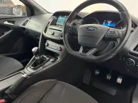 Used Ford Focus ST-Line 2017 Orange Hatchback