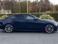 Käytetty Jaguar XE R-Dynamic 204 HP (150 kW) 2023 Sininen Sedan
