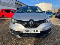 Used Renault Captur Dynamique 90 HP (66 kW) 2018 Silver SUV