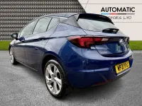 Używany Vauxhall Astra SRi 145 KM (106 kW) 2021 Niebieski Hatchback