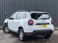 Used Dacia Duster Essentiel 90 HP (66 kW) 2022 White SUV