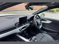 Begagnad Audi A4 S-Line 204 HK (150 kW) 2024 Vit Kombi