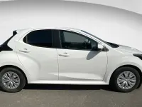 Używany Mazda 2 116 KM (85 kW) 2023 Biały Hatchback