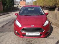 Used Ford Fiesta Zetec 82 HP (60 kW) 2016 Red Hatchback