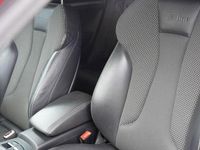 Begagnad Audi A3 S-Line 150 HK (110 kW) 2014 Röd Halvkombi