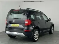 Używany Skoda Yeti SE 110 KM (80 kW) 2015 Czarny SUV