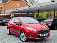 Used Ford Fiesta Titanium 100 HP (73 kW) 2016 Red Hatchback