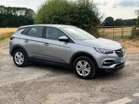 Used Vauxhall Grandland X S 130 HP (95 kW) 2019 Grey SUV