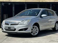 Used Vauxhall Astra SRi 138 HP (101 kW) 2007 Silver Hatchback
