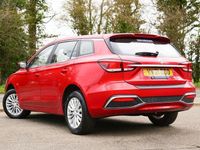 Used MG MG5 EV Excite 114 kW (156 HP) 2021 Red Estate