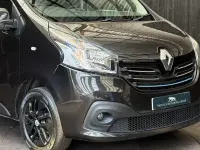Used Renault Trafic 2018 Black MPV