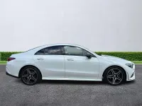 Begagnad Mercedes CLA200 Executive 2023 Vit Sportkupé