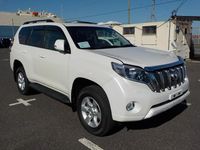 Used Toyota Land Cruiser TX 177 HP (130 kW) 2016 White Sedan