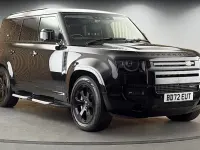 Used Land Rover Defender SE Dynamic 300 HP (220 kW) 2022 Black SUV