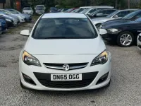 Used Vauxhall Astra SRi 2015 White Hatchback