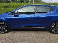 Used Renault Clio Iconic 2019 Metallic blue Hatchback
