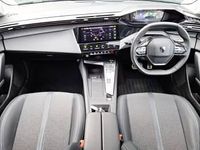 Used Peugeot 308 Allure Premium 131 HP (96 kW) 2022 Green Hatchback