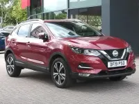 Used Nissan Qashqai N-Connecta 138 HP (101 kW) 2019 Red SUV