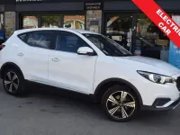Używany MG ZS Excite 105 kW (143 KM) 2021 Biały Sedan/Limuzyna