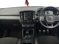 Used Volvo XC40 R-Design 163 HP (119 kW) 2020 Black SUV