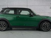 Usado Mini Cooper Hatch 113 kW (154 HP) 2025 Verde Citadino