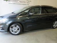 Used Ford S-MAX Sport 180 HP (132 kW) 2017 Green MPV