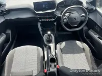 New Peugeot 208 Style 100 HP (73 kW) 2026 White Hatchback